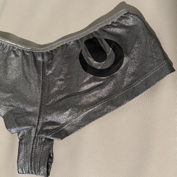Ultra Music Festival shorties size Small - Picture 13 of 14